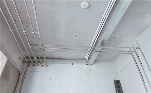 为什么薄壁不锈钢水管适用卡压式连接